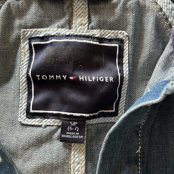 Youth girls Tommy Hilfiger hooded Jean jacket - size S(6-7) - Picture 2 of 8